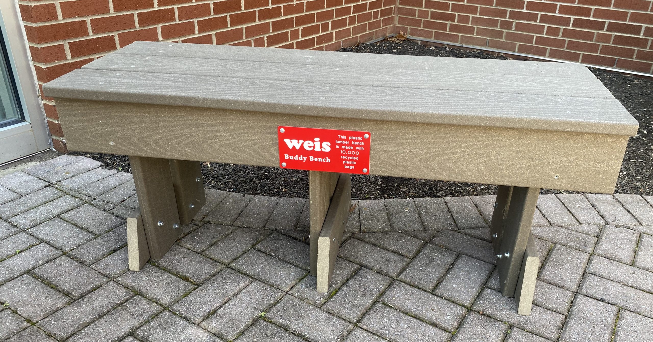The Elementary School teamed up with Weis Markets and Trex to participate in Trex’s nationwide recycling program to turn 10,000 grocery bags into a bench.  The goal was met within a month.  Weis Markets kindly donated 2 additional benches to the school.