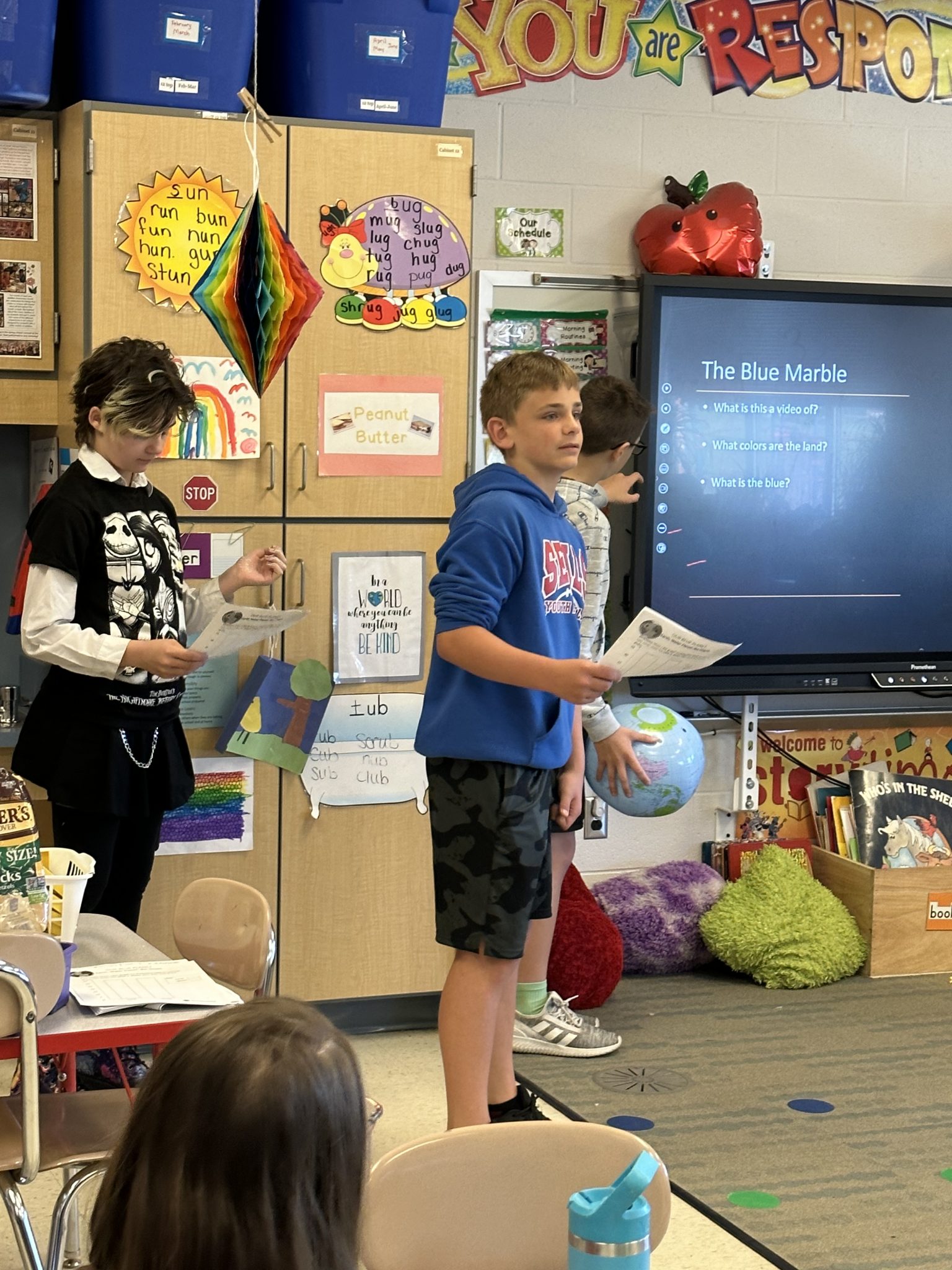 Middle School Students Teaching Elementary Selinsgrove Area School